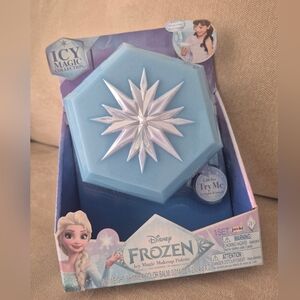 Disney Frozen Icy Magic Hexagonal Light Blue Compact with Silver Snowflake